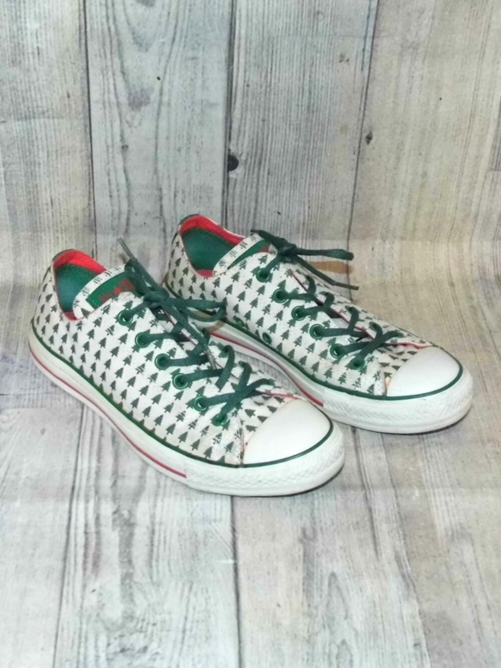 CONVERSE Chuck Taylor All Star OX X-Mas Tree Sneakers Womens Size 9
